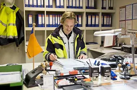 Download the full article