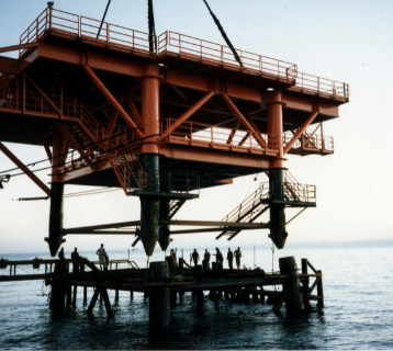 Transport & installation of bottom-fixed installations