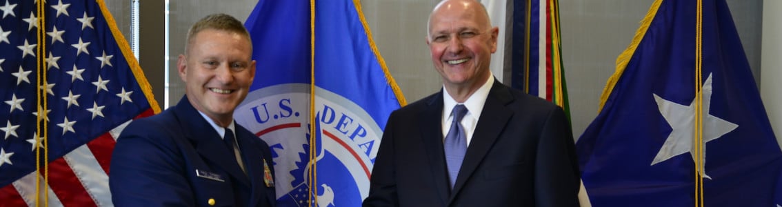 USCG and DNV GL signing - handshake