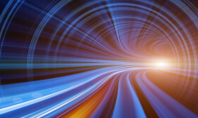 Vortex-induced vibrations on complex 3D pipes