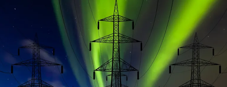 Power lines against the polar sky - Aurora borealis